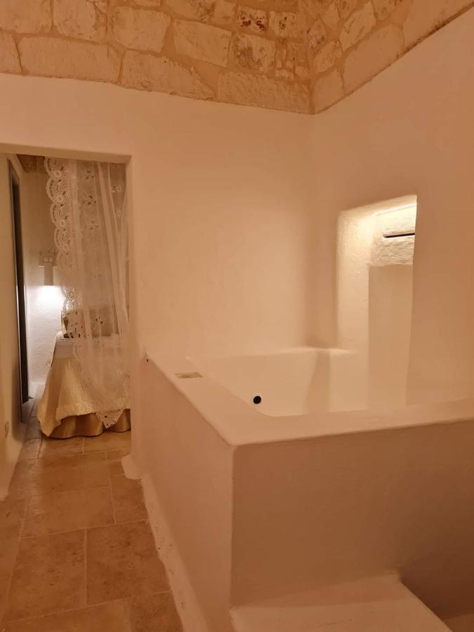 Lacy'S Luxury Suite Ostuni Exterior photo